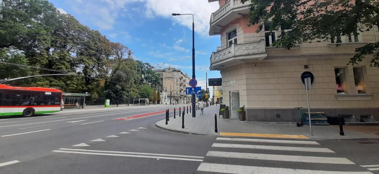 Mansarda Ogrod Saski Centrum Csk Zwirki I Wigury ルブリン エクステリア 写真